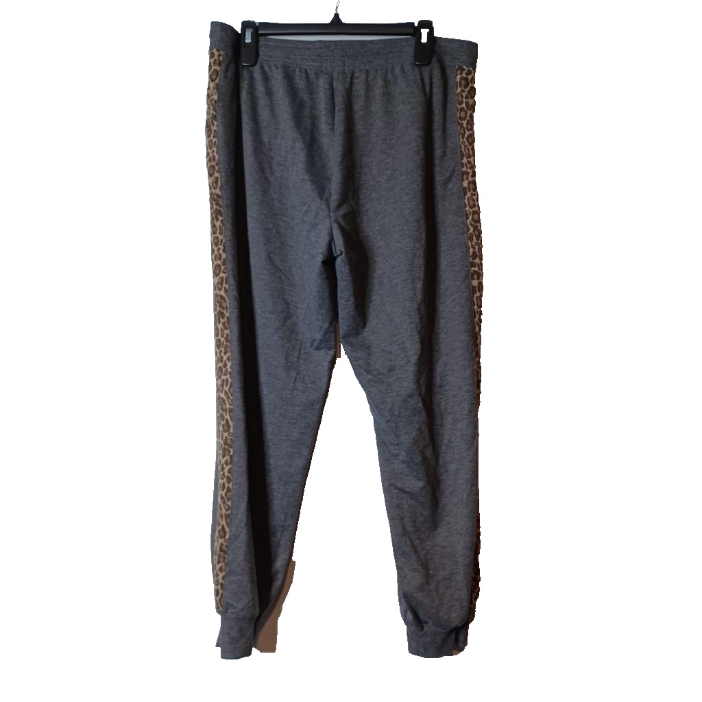 SPLENDID Gray Leopard Pattern Elastic Waist Jogge… - image 2