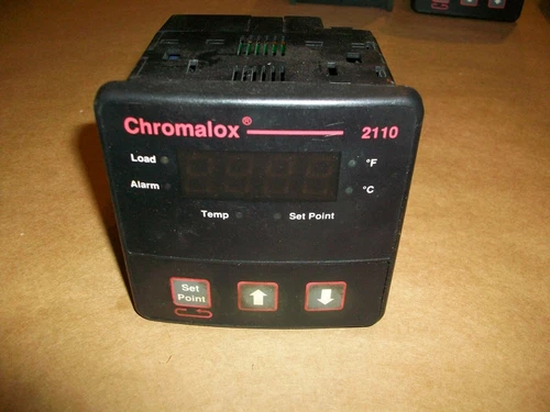 CHROMALOX 2110-R2100 TEMPERATURE CONTROLLER  USED