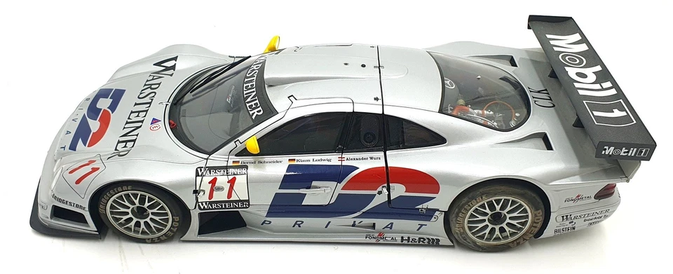 Autoart 1/12 Scale 12001 Mercedes Benz CLK GTR FIA 1997 GT1 - Scnieder/Wurz - Image 3 of 4