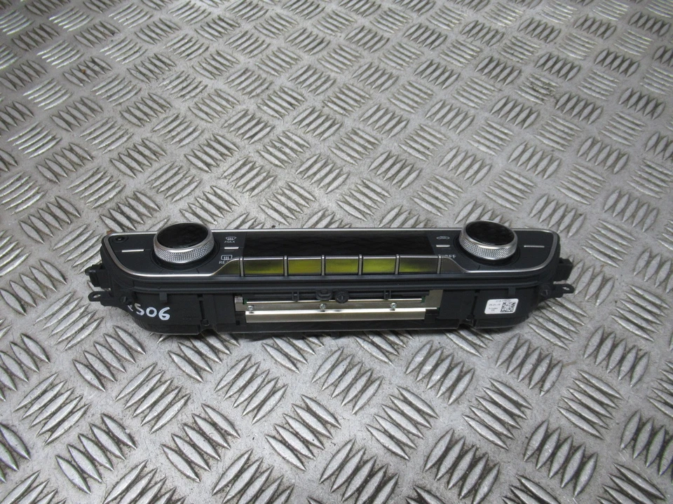 AUDI A4 SE 35 B9 2019 2,0 TSFI MK5 berlina módulo de control de clima ref2506 Foto 2 de 4