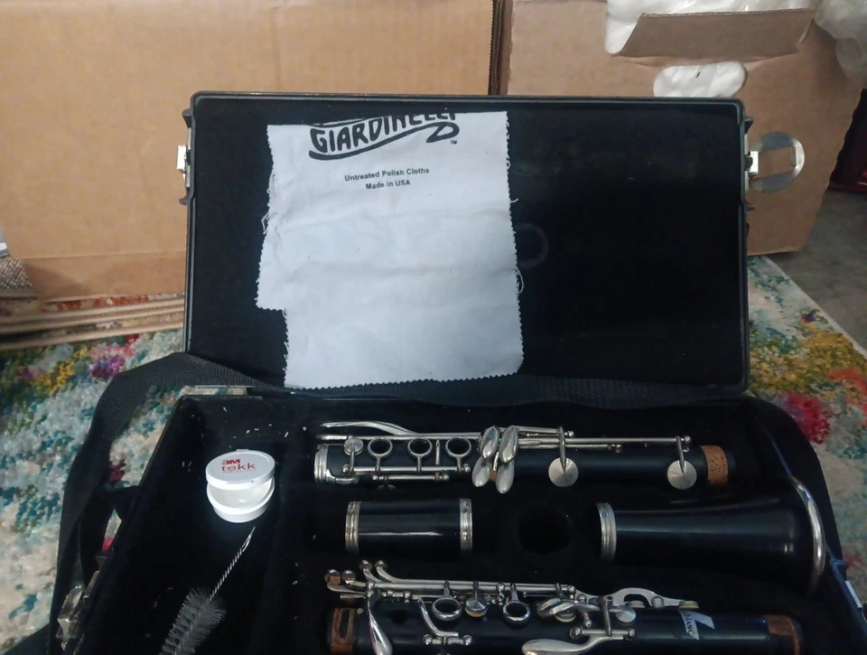 Clarinete Vito by LeBlanc Student Bb Hecho en EE. UU. - VENDIDO COMO ESTÁ - Necesita revisión Foto 2 de 4