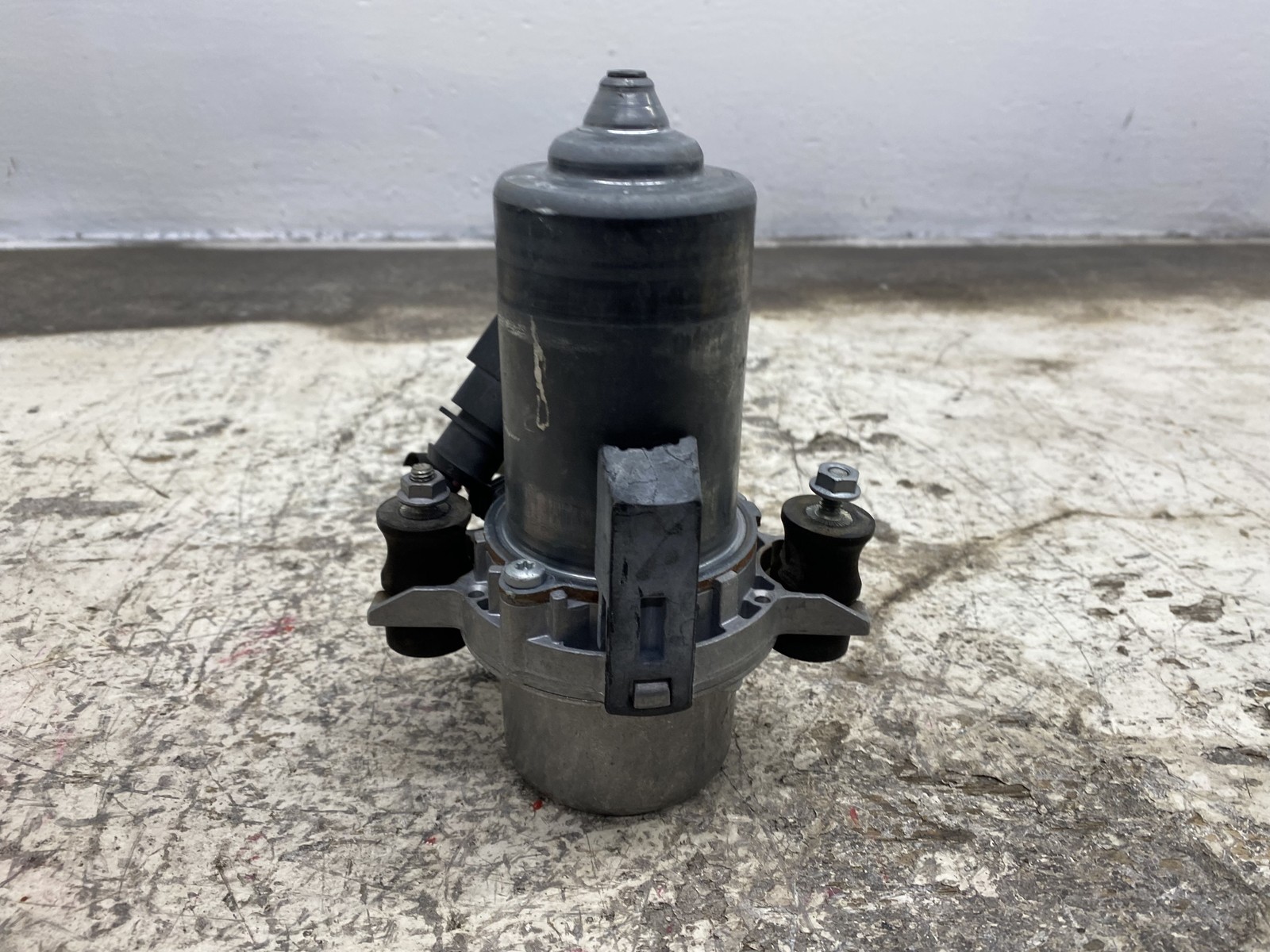 2010-2020 BENTLEY MULSANNE OEM BRAKE SYSTEM VACUUM PUMP 3Y0927317