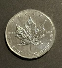 1 Oz Silver Round .9999 Fine 1998 RCM Maple Leaf Queen Elizabeth II One Troy Oz