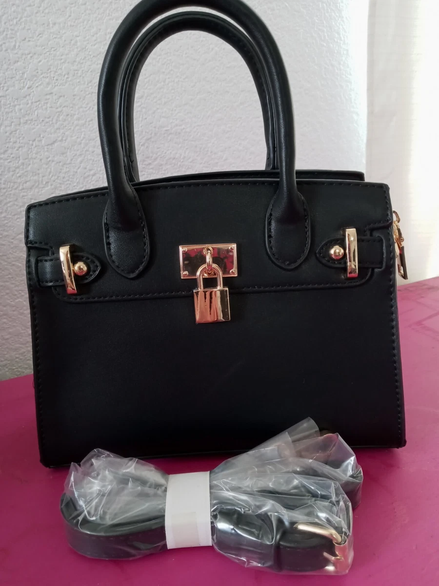 Fashion nova store crossbody bag