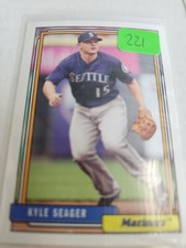 2017 TOPPS ARCHIVES KYLE SEAGER #279