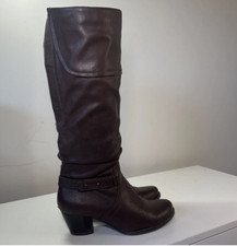 G.H Bass  Co Women  s Brown Leather Boot With Heel Sz 8 4488-205 BASS/MYA