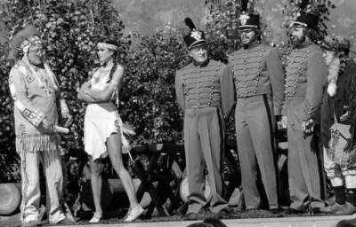 George C Scott, Brooke Shields, Bob Hope, Bob Urich & Glen Campbel - 1981 Photo
