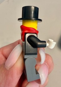 LEGO Holiday Male Caroler Minifigure - hol064 - From Set 10249 Winter Toy Shop