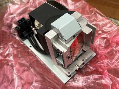 PROJECTOR LAMP BULB FOR SIM2 Crystal Cube SE SUPERCUBE 5811117175-S 933798630