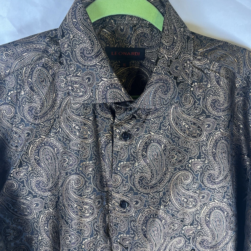 Camisa de vestir Leonardi para hombre negra dorada diseño cachemir con puño francés brillante talla XL Foto 2 de 4