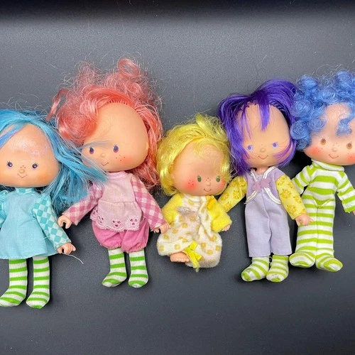 Vintage 1980s Strawberry Shortcake Lot of 5 Dolls