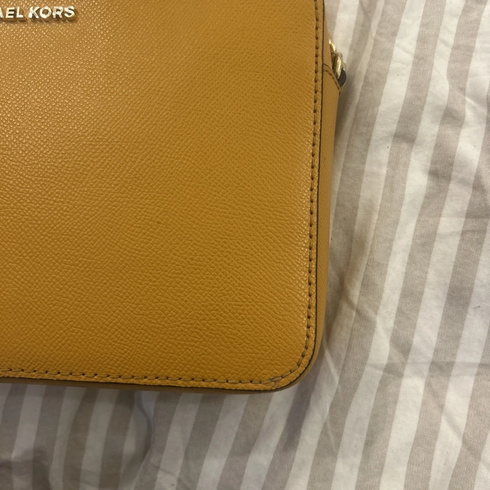 Vintage Michael Kors Jet Set Large Cross Body Bag - Mustard Yellow, photo 3 of 5