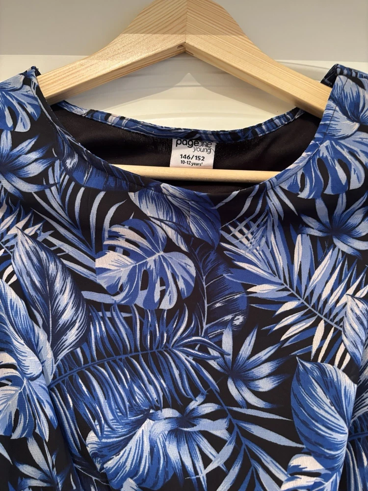 Kleid, Größe 146/152, page one young,wurde nie getragen