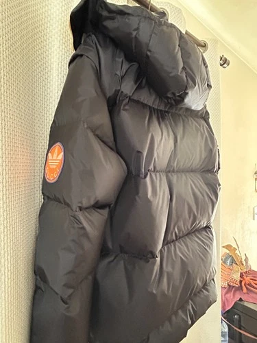 NWT Gucci x adidas Down Puffer Jacket – Navy (Style 713712 ZALUJ 4210) image 4
