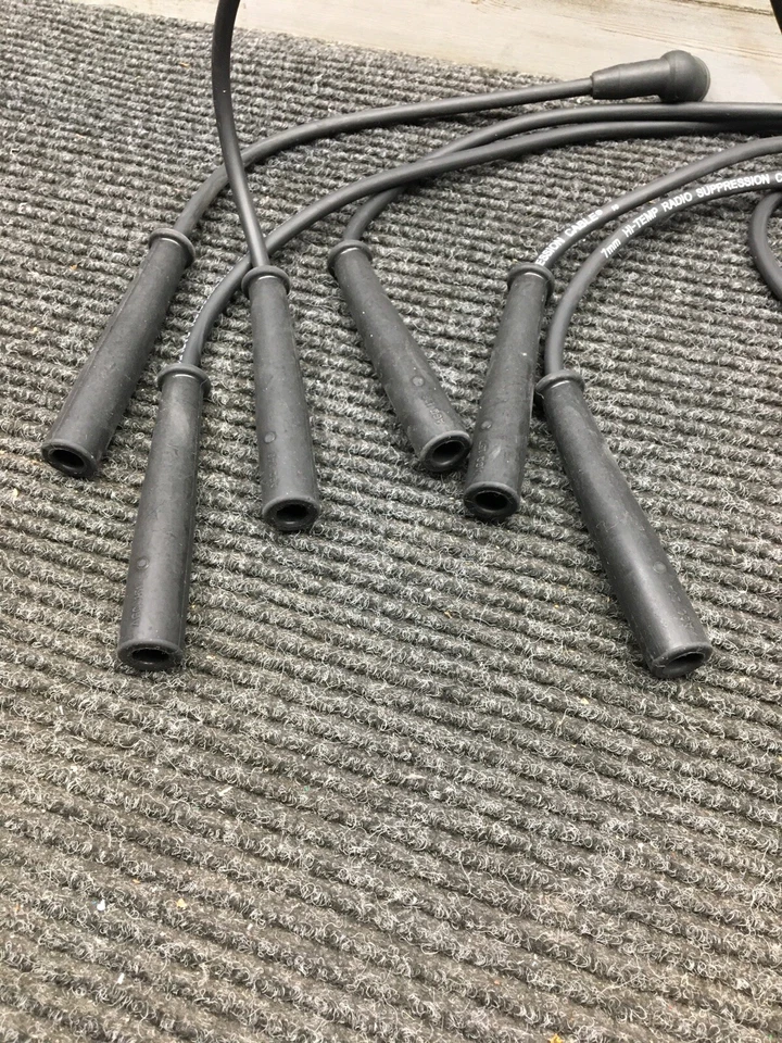 Novo conjunto de fios de vela de ignição Federal 6257 se encaixa em veículos listados na tabela abaixo - Imagem 2 de 4