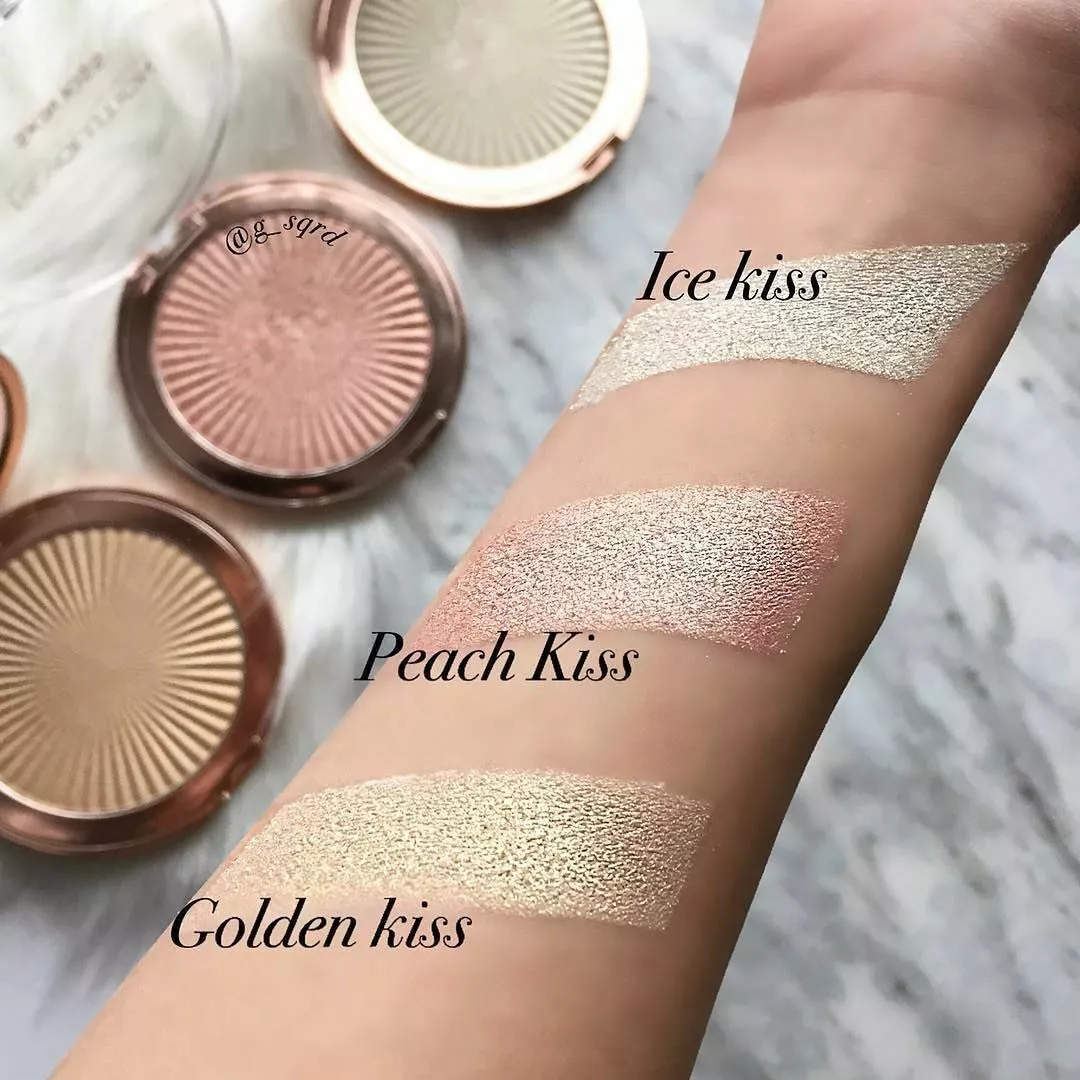 Makeup 2024 revolution highlighter