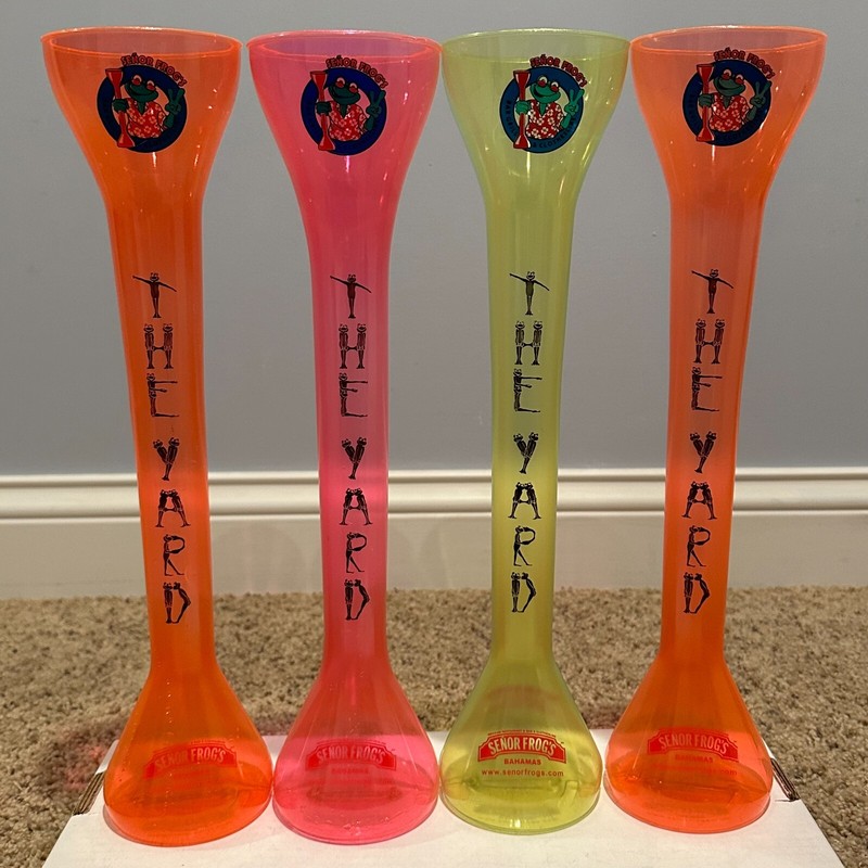 4 RARE Vtg Senor Frogs Bahamas The 1/2 Yard of Beer Neon Plastic Cups Glasses 16