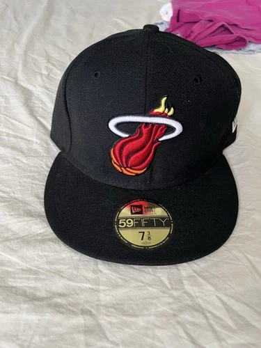 New Era 59Fifty Miami Heat City Flag sz 7 3/8 New Fitted Cap Hat NBA HWC 58.7CM