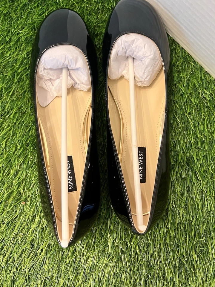 Sapatilhas de balé Nine West tamanho 8 preto patenteado Robbe - Imagem 4 de 4