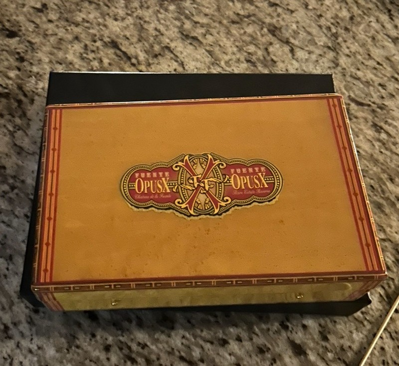 RARE 2000 LIMITED EDITION FUENTE FUENTE OPUS X TRAVEL HUMIDOR SET ,  Prometheus 