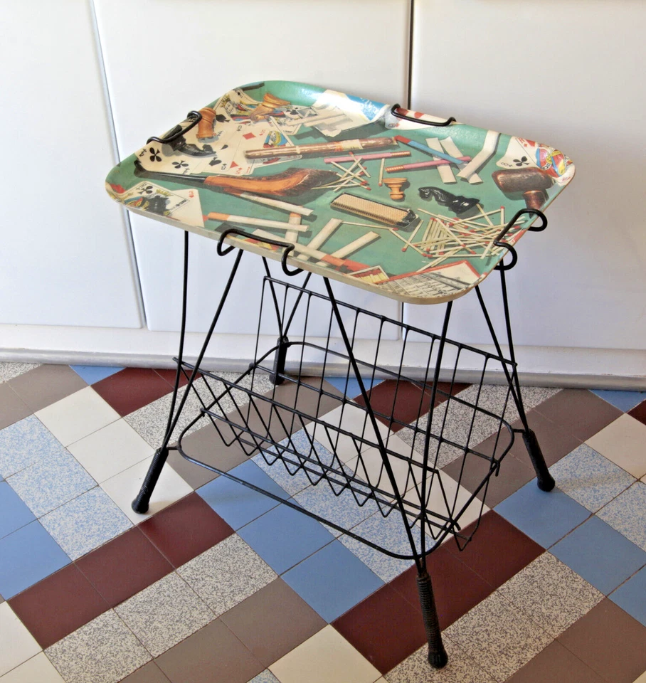 Table basse porte-revue Plateau résine Pieds Scoubidou Vintage Déco années 50-60 - Photo 2/4