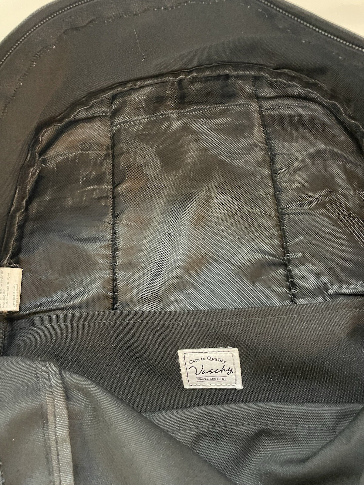 VASCHY Lightweight Backpack for School, Classic B… - image 9