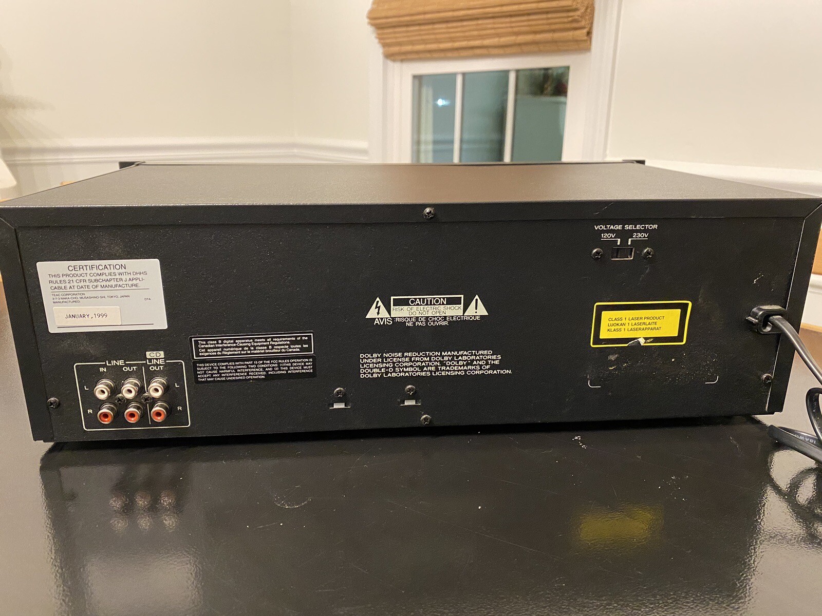 TASCAM CDA500 Combination CD Player and Cassette Player Recorder