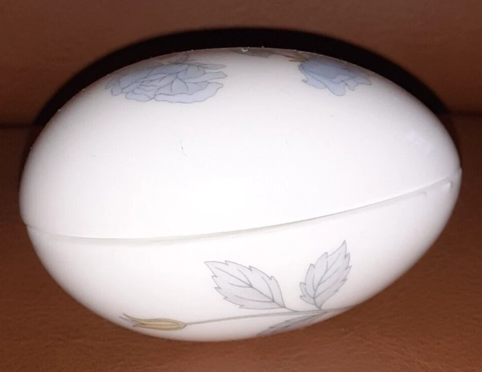 Vintage Wedgwood Fine China Ice Rose Egg Shape Trinket Box Floral Flowers 7cm