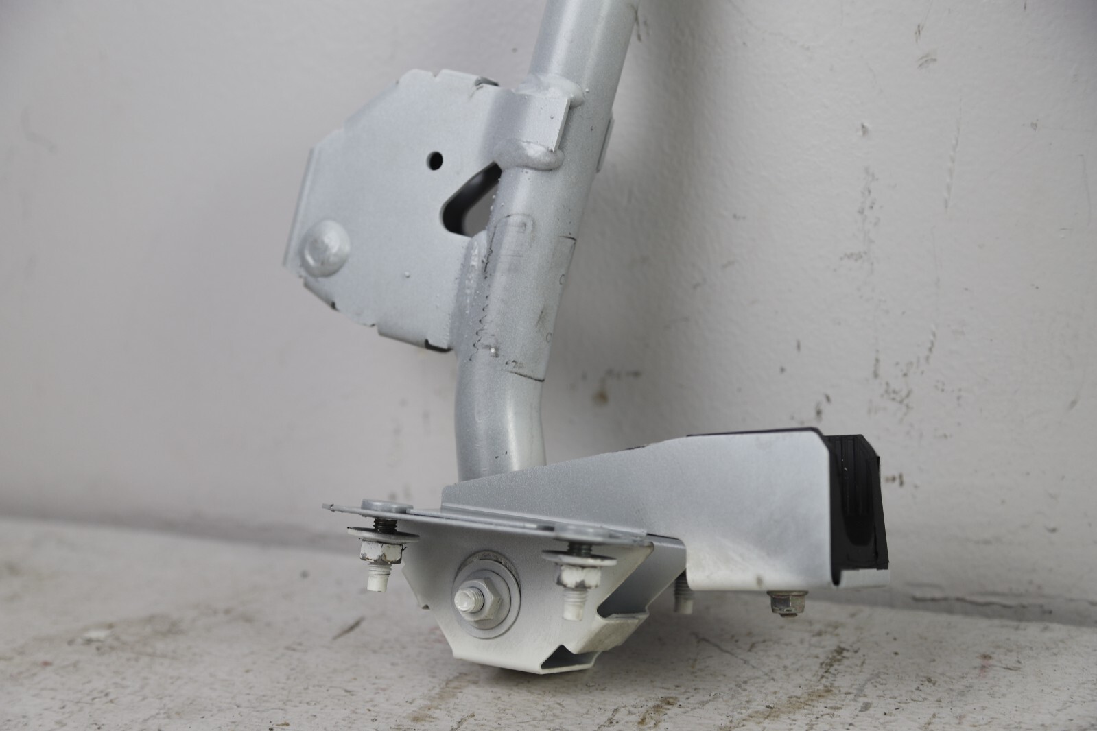 2014 - 2020 Maserati Ghibli M157 Left & Right Side Trunk Lid Rear Boot Hinge OEM