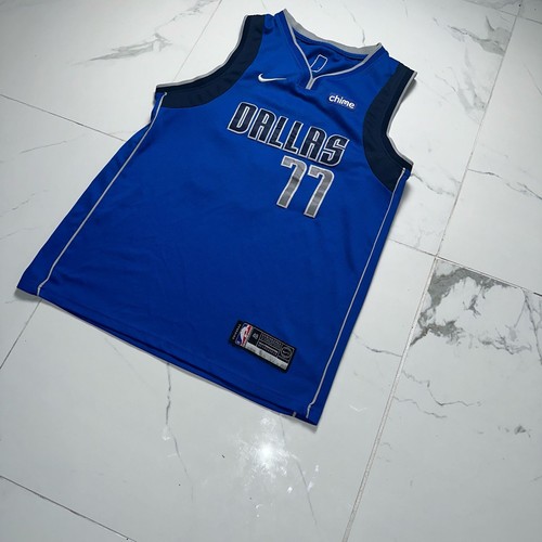 Nike Dallas Mavericks Luka Doncic #77 Icon Edition Swingman Jersey