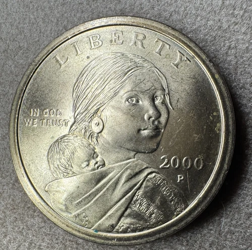 REAL 2000 P Sacagawea One Dollar US Liberty Gold Color Coin (Circulated)