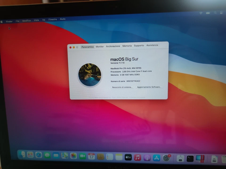 MacBook pro 15" - Immagine 2 di 4