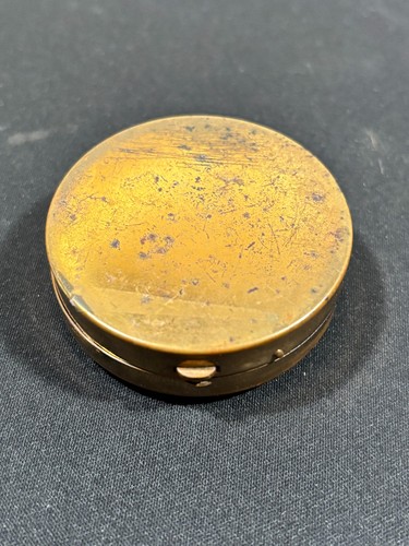 Vintage Compact Mirror Cosmetic Case - Dancing Couple Motif - Foto 4 di 15