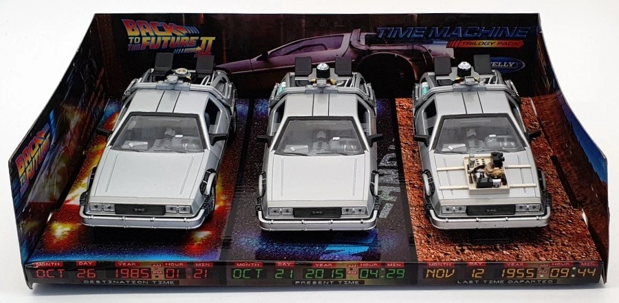 Welly 1/24 Scale 22400-3G Time Machine Trilogy Pack Back To The Future DeLorean - Image 2 of 4