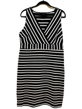 ANN TAYLOR Black and White Striped V-neck Sleeveless Shift Dress Sz L