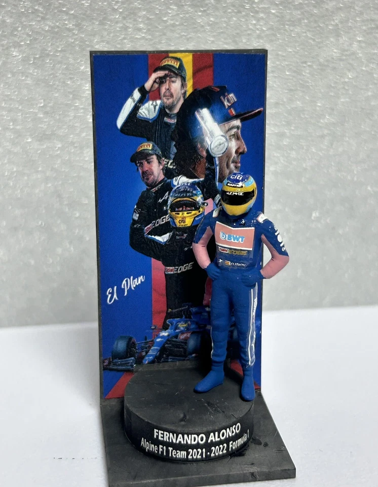 Figura 1/43 Fernando Alonso Alpine 2021-2022 Fórmula 1 + Podium - Imagen 2 de 4