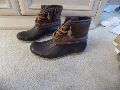 Sperry Girls Size 5 Duck Boots Winter 