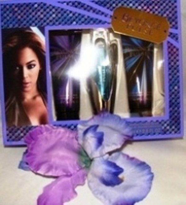 BEYONCE PULSE PC WOMEN'S OZ SPRAY PERFUME AND BODY GIFT SET