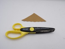 Paper Edger Scissors Fiskars "Sunflower" Made in China 6 1/2 inch