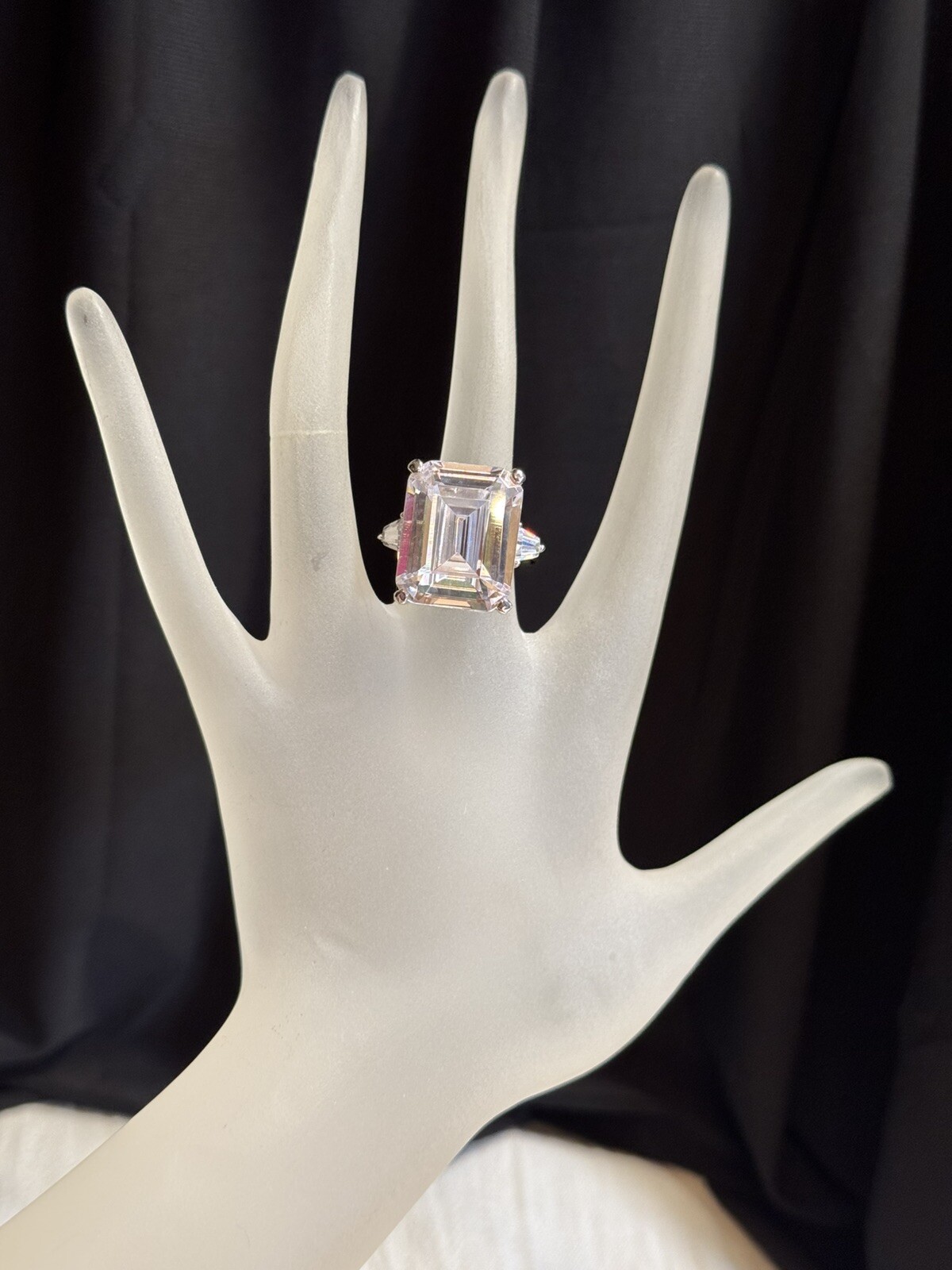 Kenneth Lane Statement Ring Clear Rectangle Size 5 - image 1