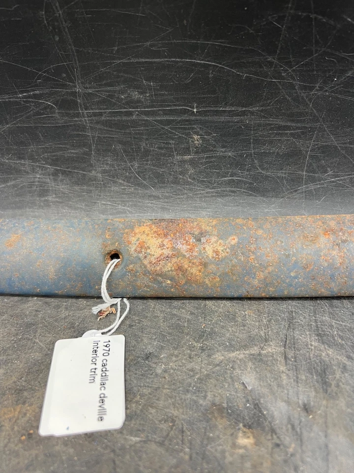 Cadillac Deville 1969-1970 OEM moldura interior parabrisas moldura Foto 4 de 4