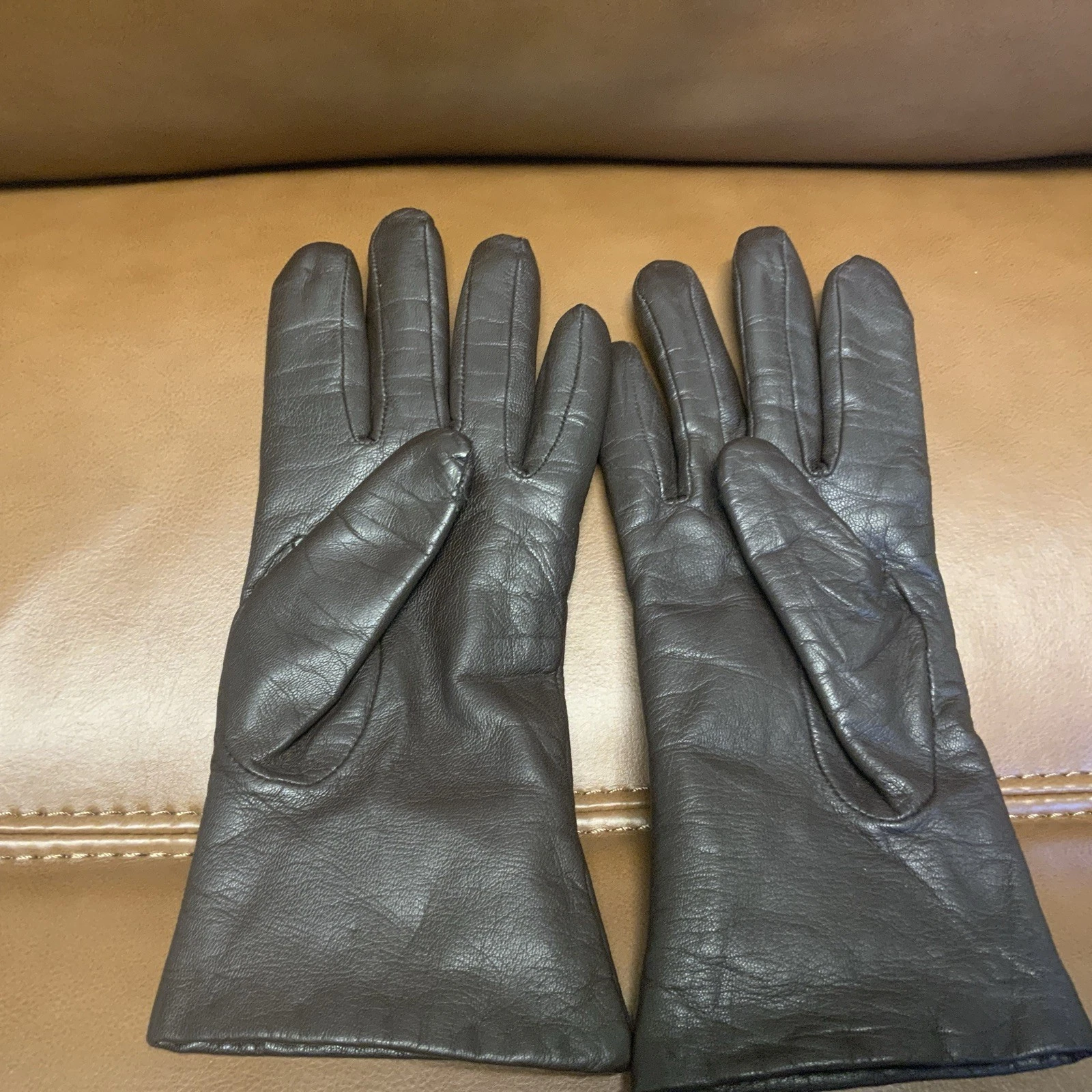Isotoner ARIS 115 Women’s Brown Water Repellant Lined Leather Driving Gloves XS