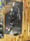 LEGO Star Wars: Darth Vader Helmet (75304) — photo 1