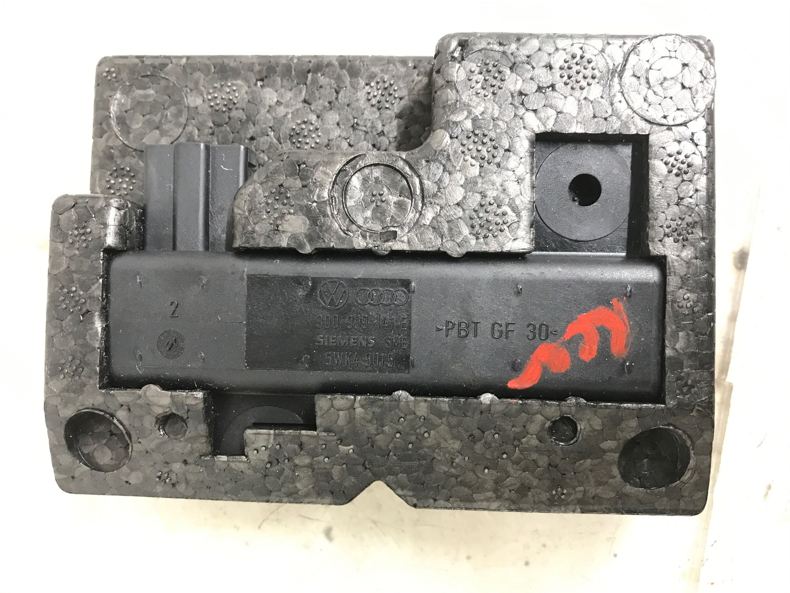 Bentley Flying Spur 2013-2019 Keyless entry modules Set P/N 3D0909141E