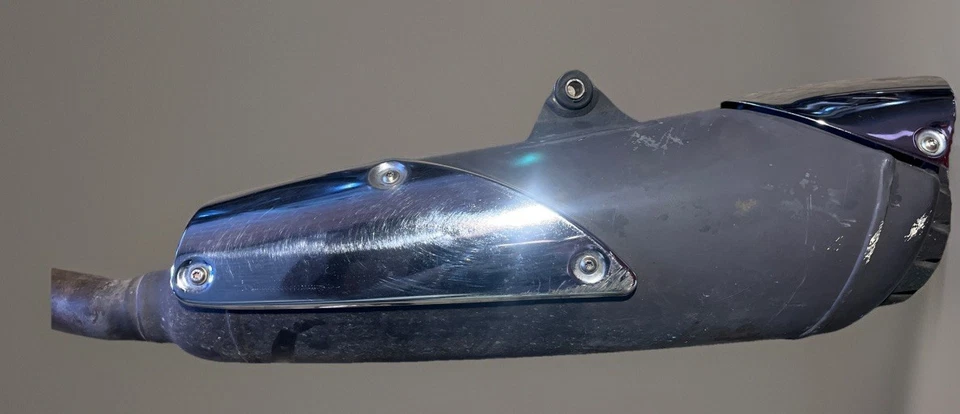 2003 01-05 BMW F650CS Scarver OEM Escape Com Sensor Ainda Instalado Testado - Imagem 3 de 4