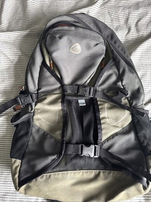 Vintage 90er Nike ACG Rucksack Tasche gepolsterte Träger grün grau guter Zustand gebraucht