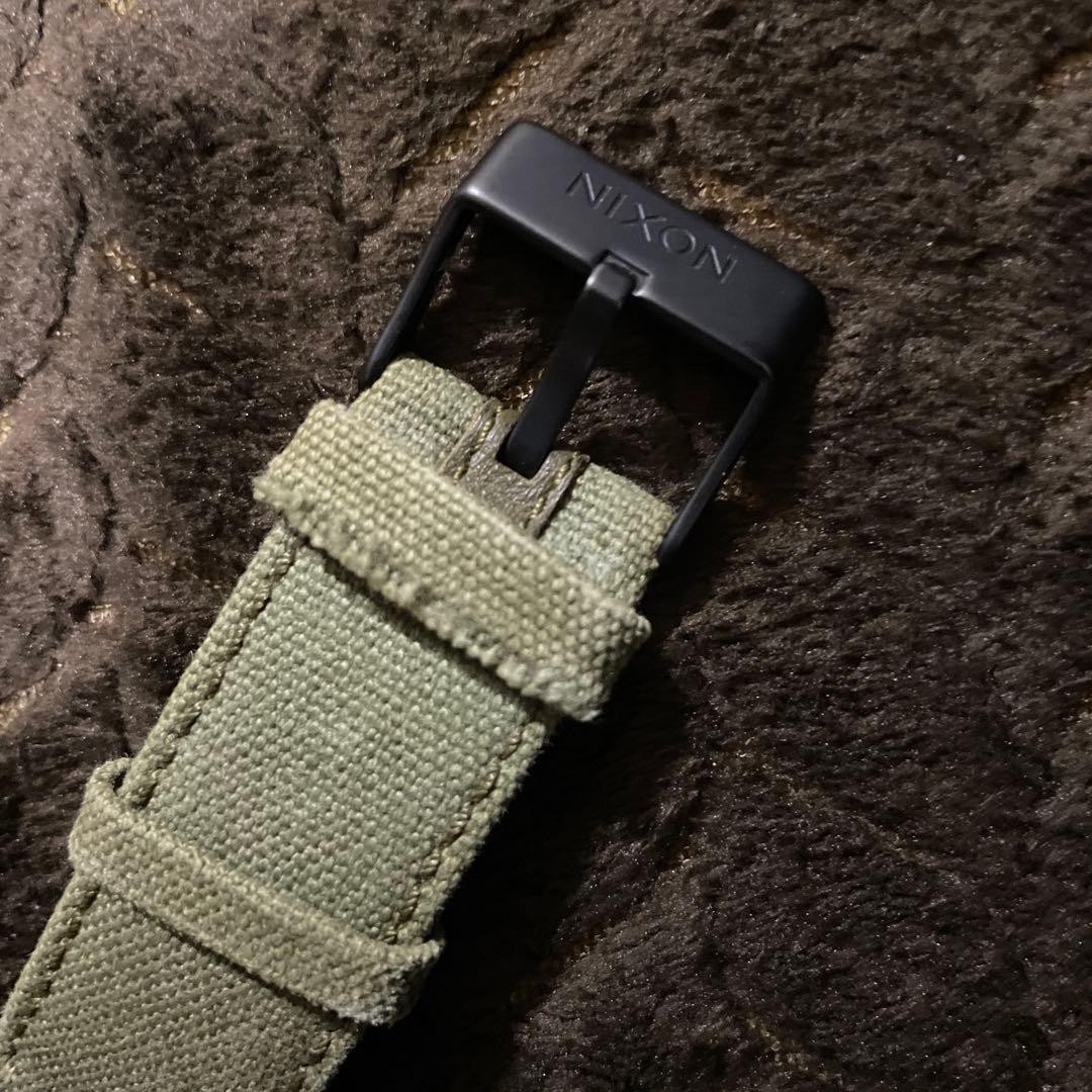 Nixon The Chronicle Wristwatch Timepiece Matte Black Khaki Band