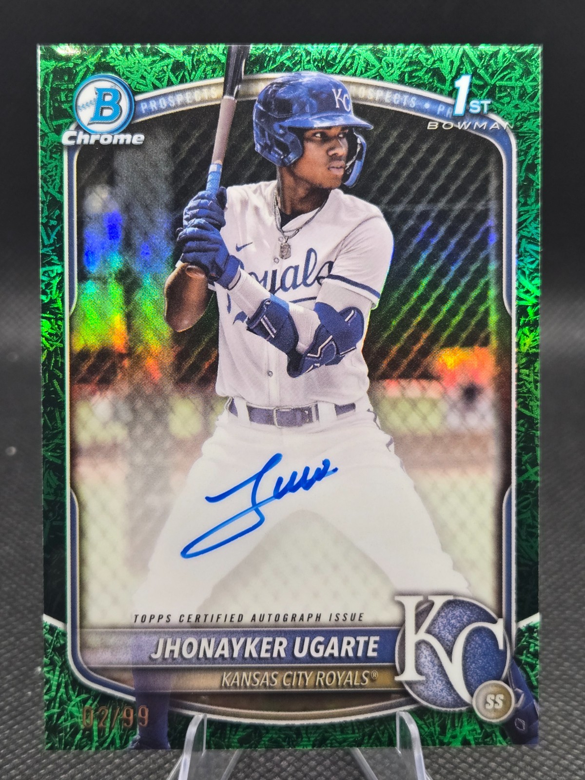 2025 Bowman Chrome Jhonayker Ugarte 1st Bowman Green Grass Auto 2/99 #CPA-JU