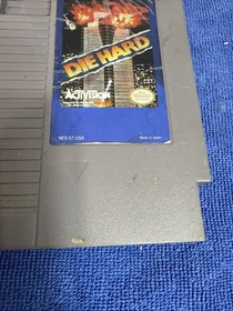Die Hard Nintendo NES - Tested - Authentic - FAST FREE SHIPPING!