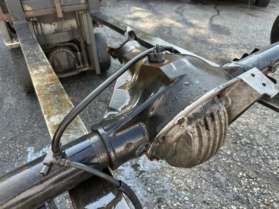 Camión Dodge Ram SRT-10 2004 2005 2006 Viper montaje de eje trasero Foto 3 de 4